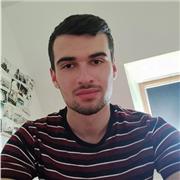 J'enseigne la langue qui est l'espagnol, j'habite proche de Caen, je peux me déplacer ou bien faire des cours en ligne